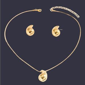 WATER DROP FASHION 18K GOLD PLATED EARRINGS AND NECKLACE SET
